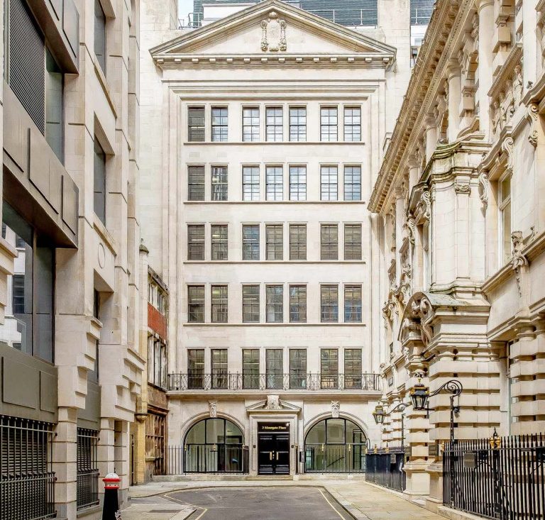 AVEX-UK-Office-and-GPA-Showroom-768x733