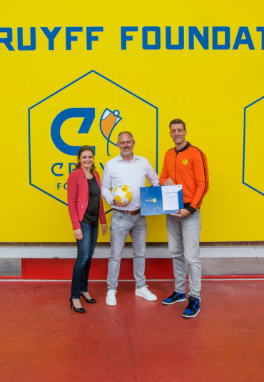 AVEX official supplier Cruyff Foundation