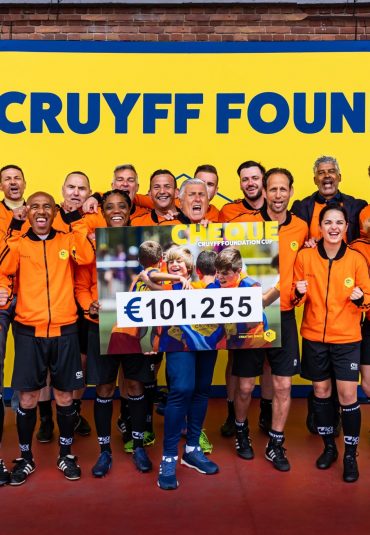 AVEX en Cruyff Foundation Cup