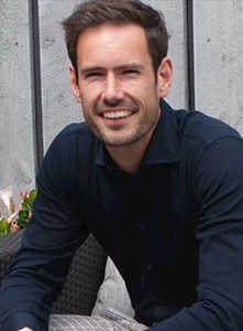 Photo Erwin Schmitz AVEX 300x221