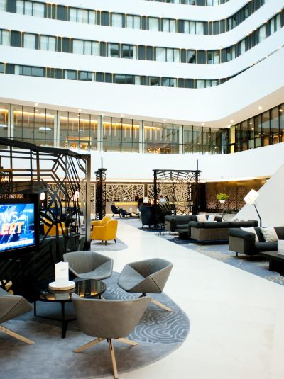 Hilton Airport Schiphol Lobby