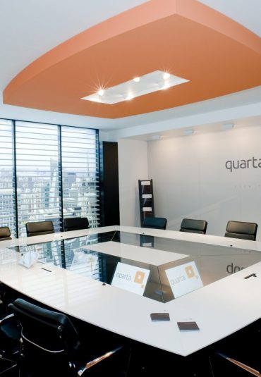 AVEX Launches Quarta Meeting Table in UK